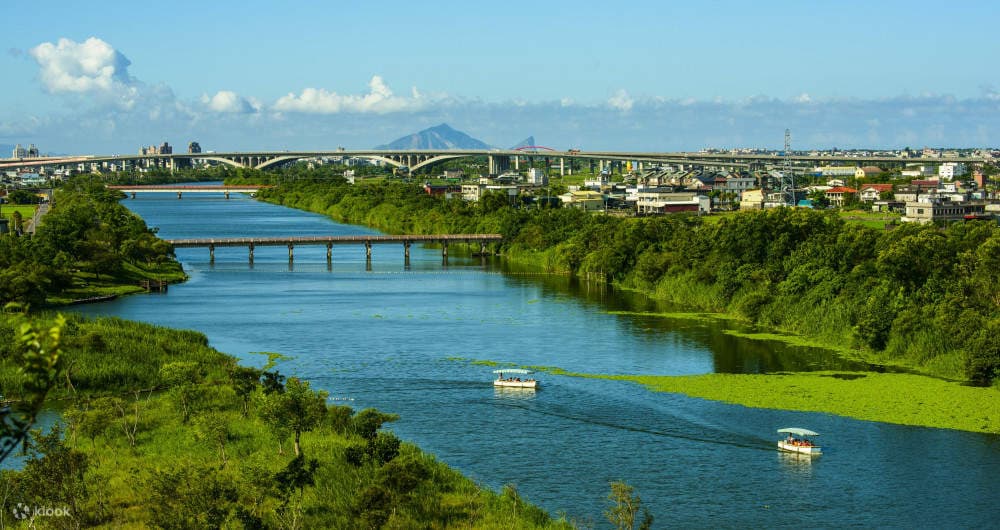 Tarikan sekitar Sungai Dongshan berhampiran Water Edge Garden Homestay