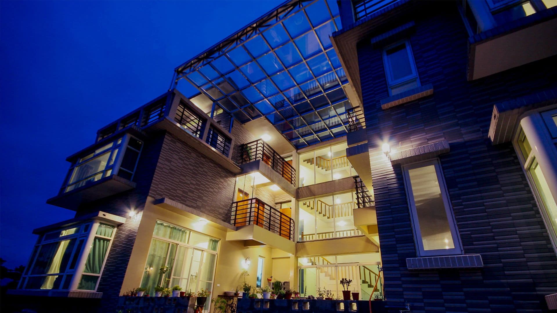 Water Edge Garden night exterior and courtyard lights